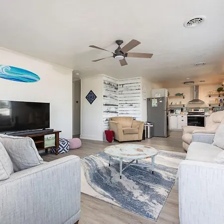 Cozy Nags Head Cottage - Mins To Beach With Comm Pool